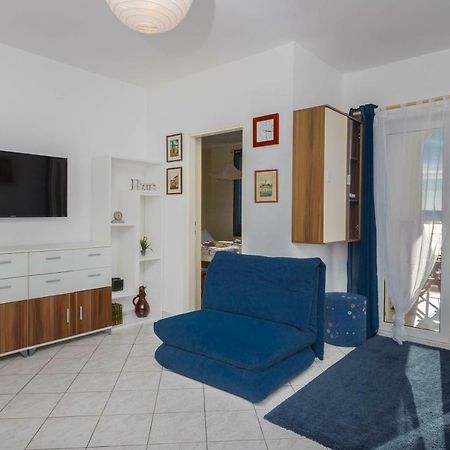 Apartmani Adria Lila Crikvenica Dramalj Buitenkant foto