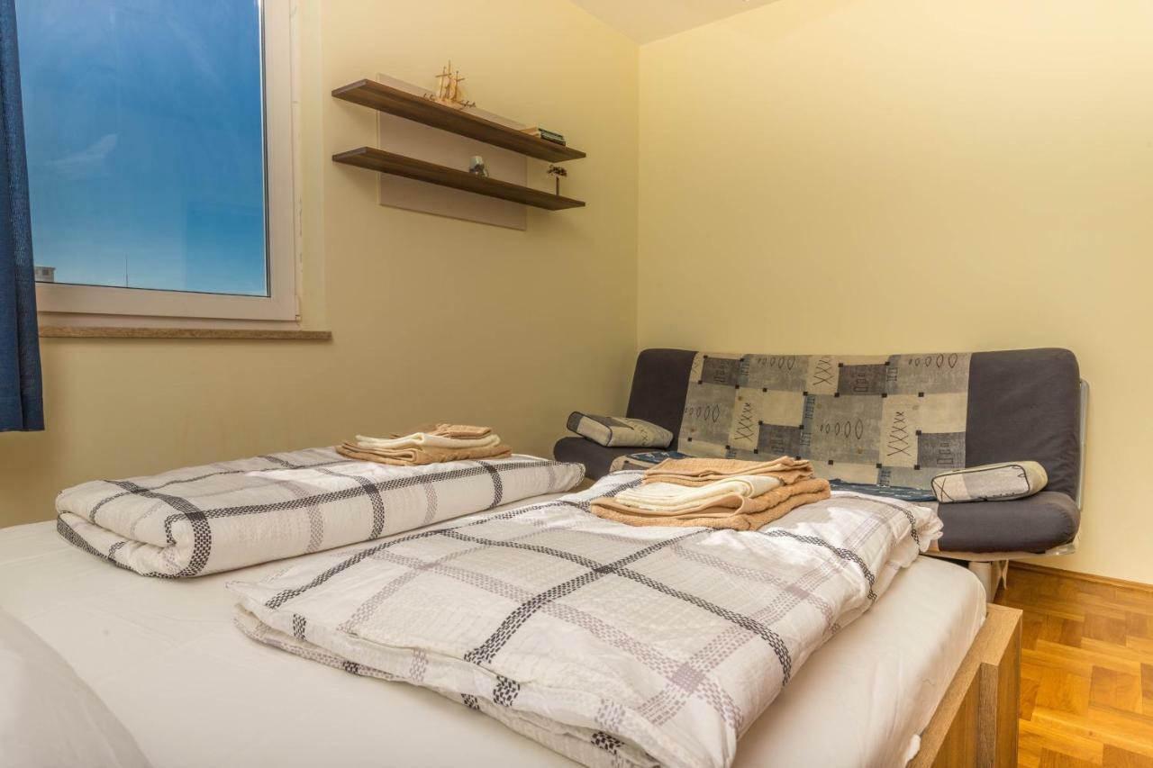 Apartmani Adria Lila Crikvenica Dramalj Buitenkant foto