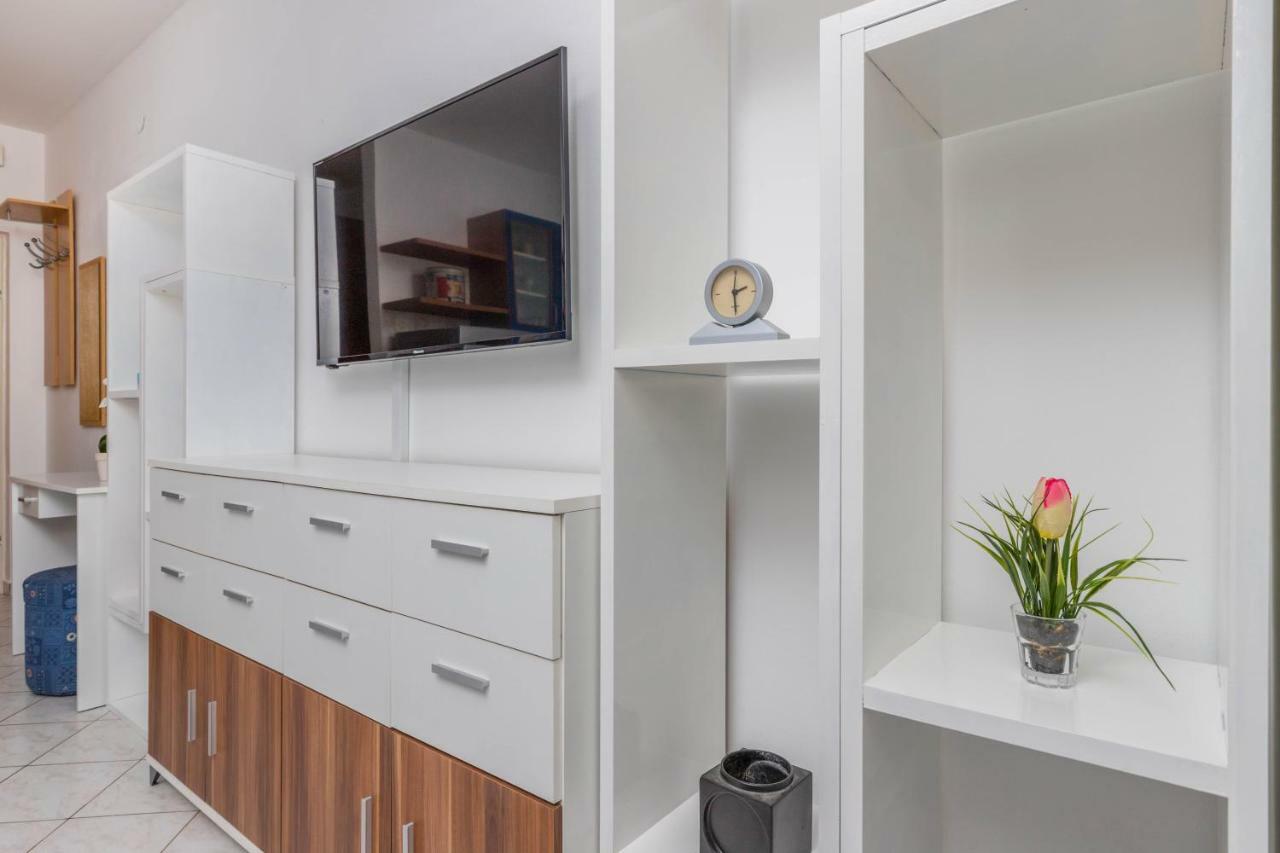 Apartmani Adria Lila Crikvenica Dramalj Buitenkant foto