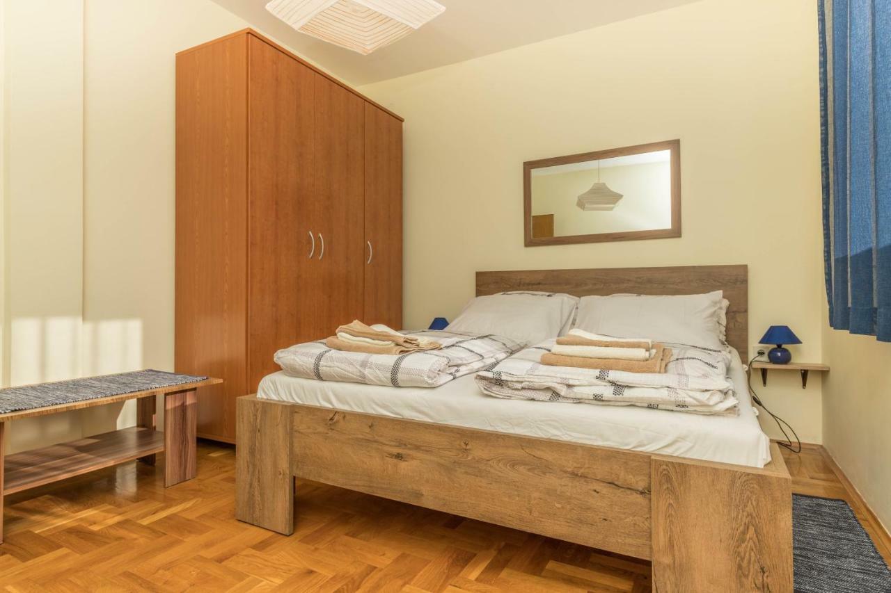 Apartmani Adria Lila Crikvenica Dramalj Buitenkant foto